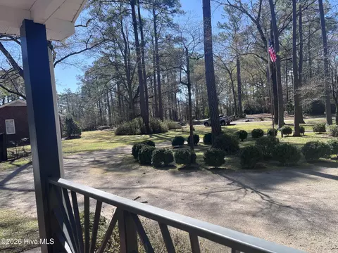5312 Trent Woods Dr, Trent Woods, NC 28562