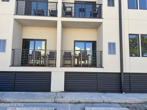 812 Shepard St #331, Morehead City, NC 28557