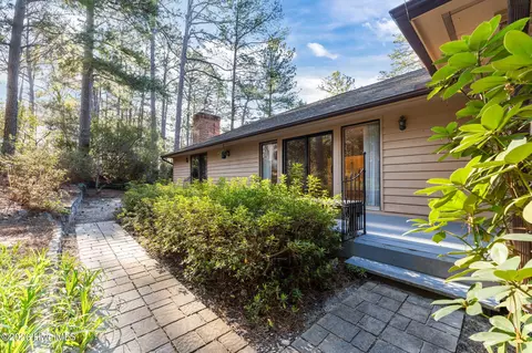 Exterior - 33 Thunderbird Cir, Pinehurst, NC 28374 photo 6 of 10