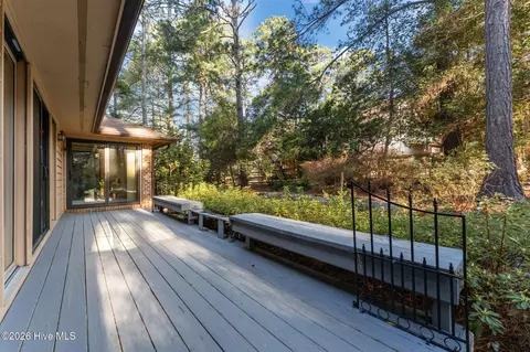Exterior - 33 Thunderbird Cir, Pinehurst, NC 28374 photo 8 of 10