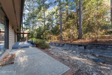 Exterior - 33 Thunderbird Cir, Pinehurst, NC 28374 photo 7 of 10