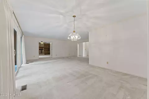 Dining - 33 Thunderbird Cir, Pinehurst, NC 28374 photo 1 of 3