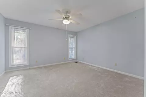 Bedroom - 33 Thunderbird Cir, Pinehurst, NC 28374 photo 3 of 4