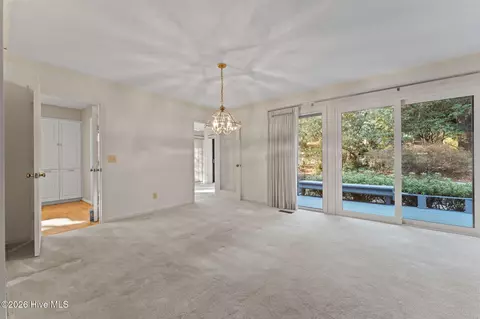 Dining - 33 Thunderbird Cir, Pinehurst, NC 28374 photo 3 of 3