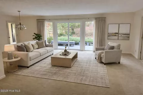 Living - 33 Thunderbird Cir, Pinehurst, NC 28374 photo 5 of 5