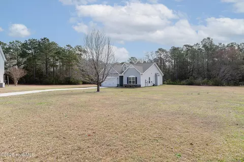 Exterior - 604 Mayapple Ln, Hubert, NC 28539 photo 1 of 4