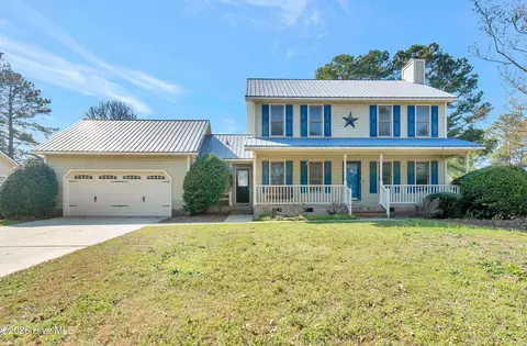 532 Blackbird Rd, Fayetteville, NC 28314