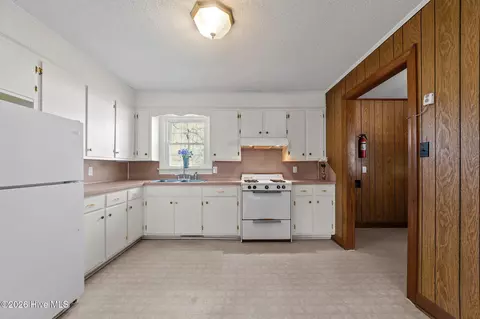 Kitchen - 305 Eason St, Macclesfield, NC 27852 photo 1 of 3