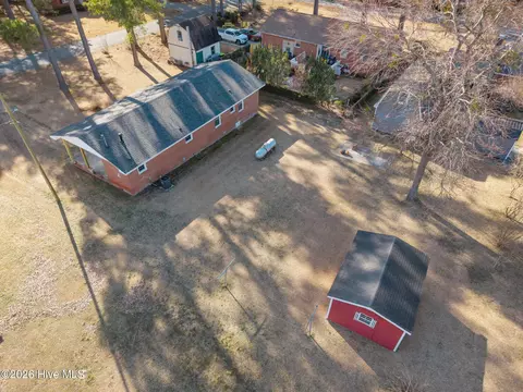 View/Area - 305 Eason St, Macclesfield, NC 27852 photo 1 of 8