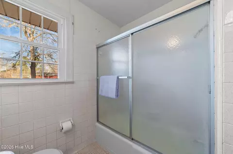 Bath - 305 Eason St, Macclesfield, NC 27852 photo 3 of 3
