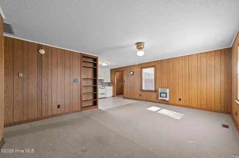 Living - 305 Eason St, Macclesfield, NC 27852 photo 1 of 3