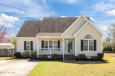 736 Addington Dr, Winterville, NC 28590