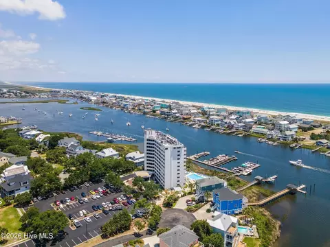 1080 Saint Joseph St #1E, Carolina Beach, NC 28428