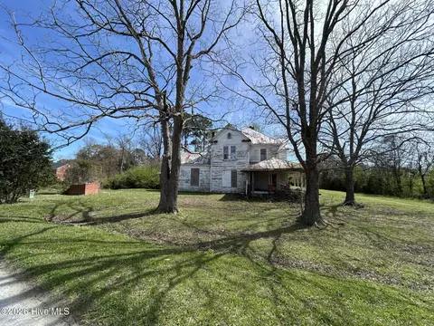 95 Willard Railroad St, Willard, NC 28478