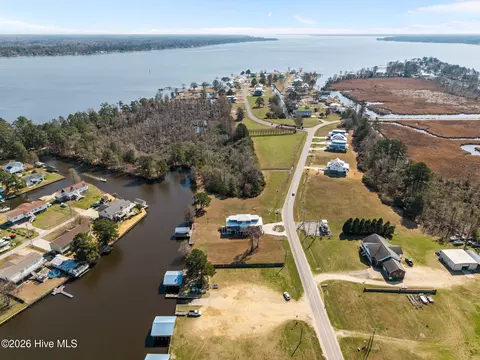 View/Area - 3093 Whichards Beach Rd, Chocowinity, NC 27817 photo 4 of 7