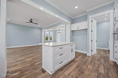 Entry Way - 3204 Whichards Beach Rd, Chocowinity, NC 27817 photo 2 of 4