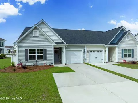 8697 Radcliff Dr NW, Calabash, NC 28467