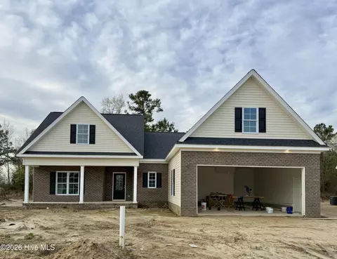 3287 School View Dr, Farmville, NC 27828