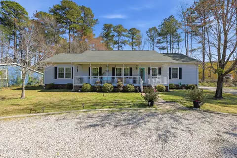 190 Beachwood Dr NW, Calabash, NC 28467