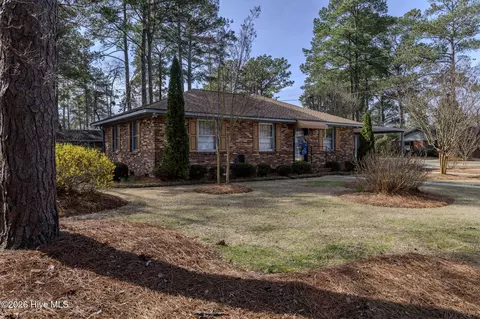 507 W 20th St, Lumberton, NC 28358