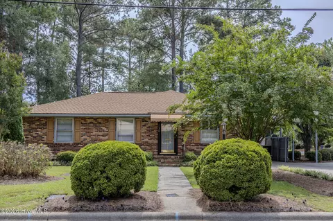 507 W 20th St, Lumberton, NC 28358