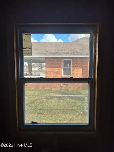 317 E Peyton Ave, Kinston, NC 28501 photo 8