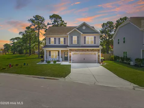 47 Peoples Ct, Hampstead, NC 28443