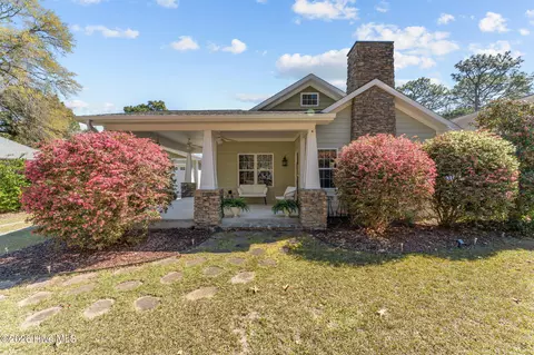 155 E Sheldon Rd, Southern Pines, NC 28387