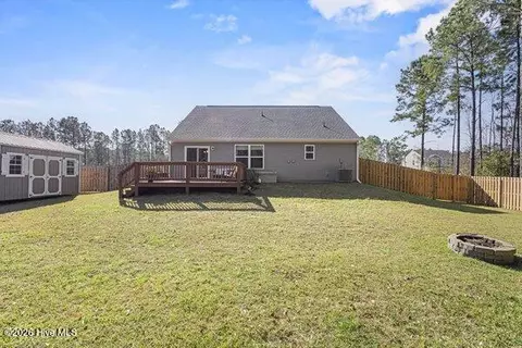 Exterior - 238 Poppleton Dr, Hampstead, NC 28443 photo 2 of 7