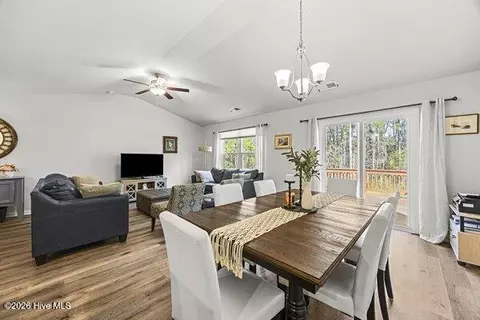 Dining - 238 Poppleton Dr, Hampstead, NC 28443 photo 2 of 4