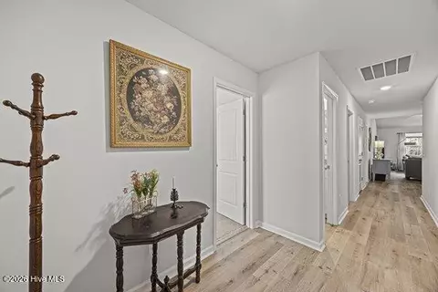 Entry Way - 238 Poppleton Dr, Hampstead, NC 28443 photo 2 of 7