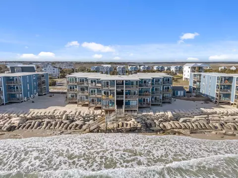 2182 New River Inlet Rd #372, North Topsail Beach, NC 28460