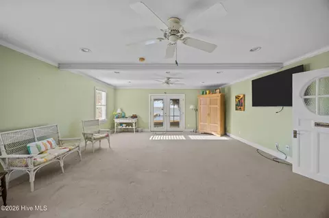 Living - 1339 Bayview Rd, Bath, NC 27808 photo 4 of 4