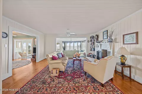 Living - 1339 Bayview Rd, Bath, NC 27808 photo 1 of 4
