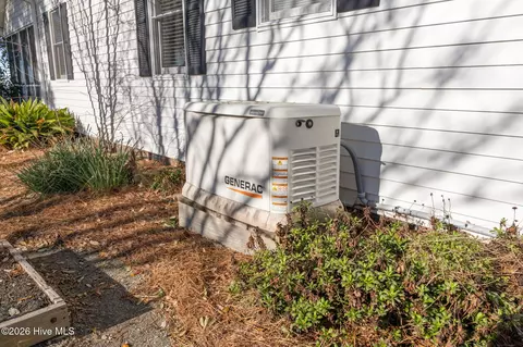 Exterior - 1339 Bayview Rd, Bath, NC 27808 photo 10 of 16