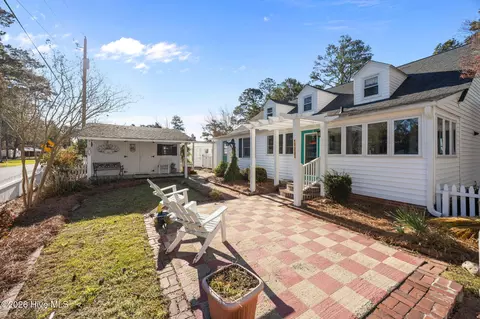 Exterior - 1339 Bayview Rd, Bath, NC 27808 photo 6 of 16