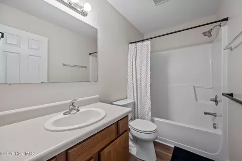 Bath - 115 Spain Dr, Hubert, NC 28539 photo 5 of 7