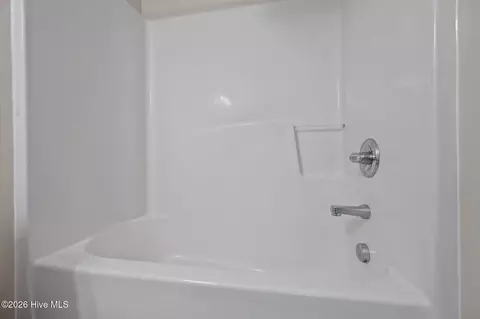 Bath - 115 Spain Dr, Hubert, NC 28539 photo 6 of 7