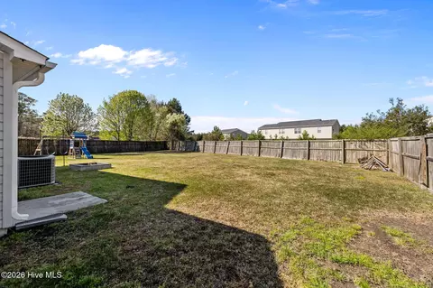 Exterior - 115 Spain Dr, Hubert, NC 28539 photo 6 of 10
