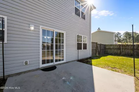 Exterior - 115 Spain Dr, Hubert, NC 28539 photo 4 of 10