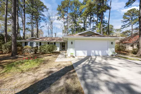 57 Bayberry Cir, Calabash, NC 28467