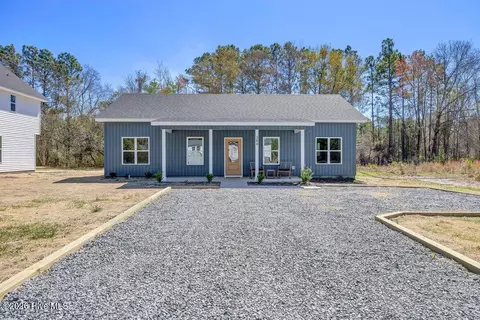 280 Charlestown Rd, Boiling Spring Lakes, NC 28461