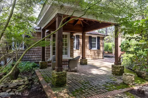 Exterior - 4 Augusta Way, Pinehurst, NC 28374 photo 15 of 17