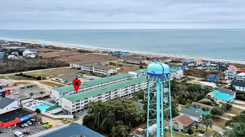 105 SE 58th St #8205, Oak Island, NC 28465