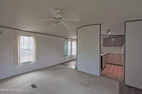 381 Washington Creek Dr, Willard, NC 28478 photo 8