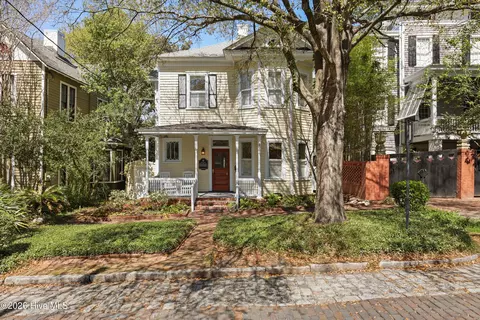 215 Ann St, Wilmington, NC 28401
