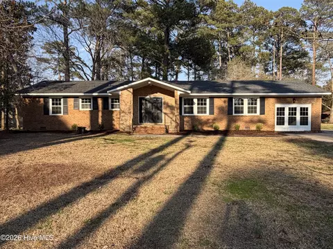 3504 Taylor St, New Bern, NC 28560