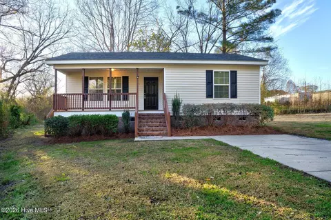 311 W Franklin St, Spring Hope, NC 27882