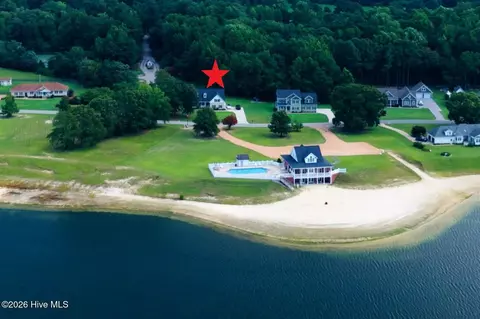 372 Schooner Landing Dr, Edenton, NC 27932