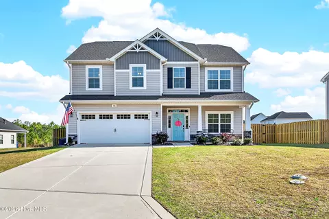 406 Anchor Hitch Ct, Sneads Ferry, NC 28460